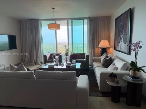 14951 Royal Oaks Ln #2001, Miami, FL 33181