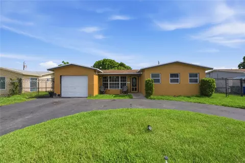 4801 NW 17th St, Lauderhill, FL 33313