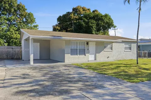 3221 NW 12th Pl, Lauderhill, FL 33311