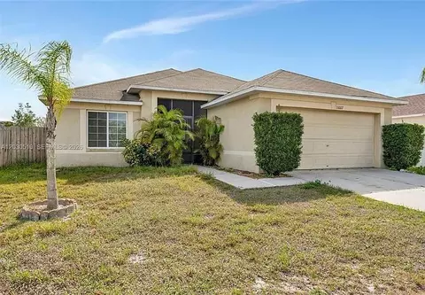 11007 Whitecap Dr, Riverview, FL 33579