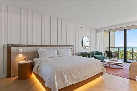2201 Collins Ave #707, Miami Beach, FL 33139