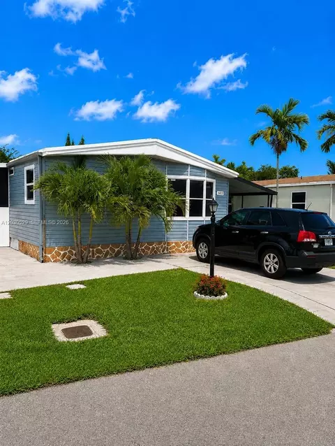 20413 SW 55 Ct, Miami Gardens, FL 33055