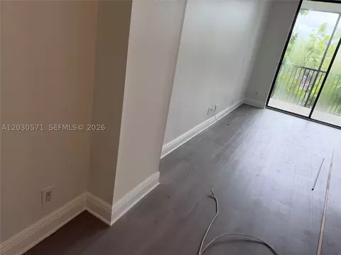 3301 N Country Club Dr #407, Aventura, FL 33180