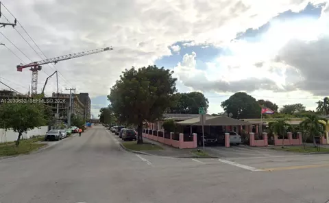890 E 28th St, Hialeah, FL 33013