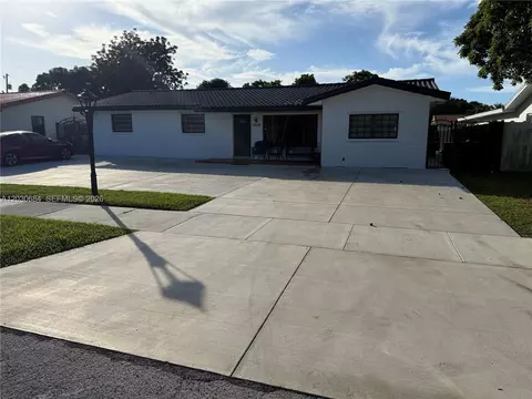 10812 SW 33rd St, Miami, FL 33165