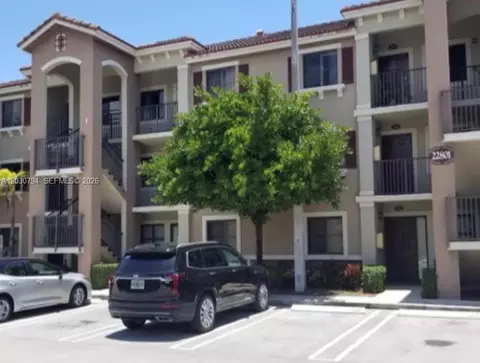22801 SW 88th Pl #202, Cutler Bay, FL 33190
