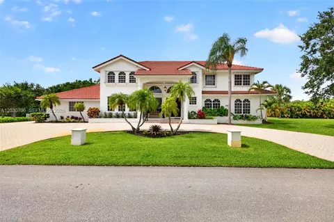12360 SW 1st St, Plantation, FL 33325
