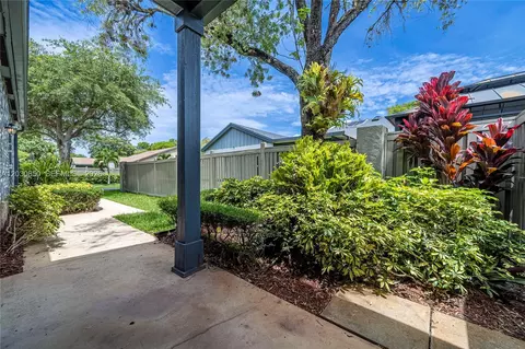 Exterior - 6561 Sutton Ct, Parkland, FL 33067 photo 9 of 17