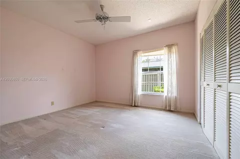 Bedroom - 6561 Sutton Ct, Parkland, FL 33067 photo 5 of 7