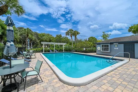 Exterior - 6561 Sutton Ct, Parkland, FL 33067 photo 17 of 17