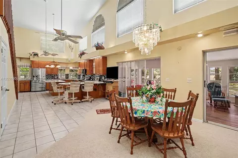 Dining - 0 Frontier Cir, Other, FL 33935 photo 1 of 2