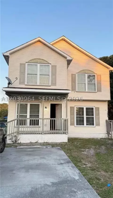 1742 SW 44th Ter, Fort Lauderdale, FL 33317