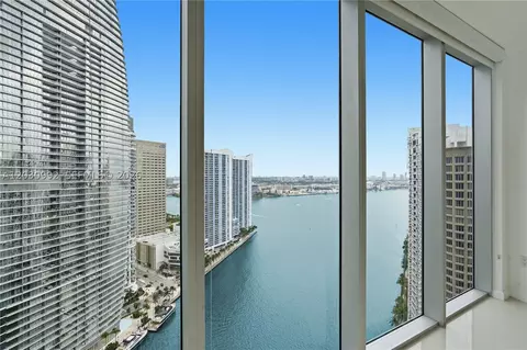 465 Brickell Ave #3202, Miami, FL 33131