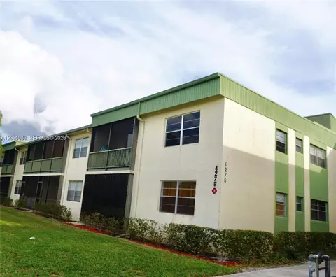 4276 NW 89 Ave #102, Coral Springs, FL 33065