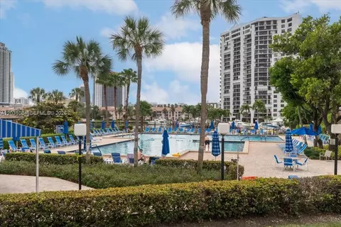 600 Three Islands Blvd #1413, Hallandale Beach, FL 33009