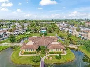 5021 W Oakland Park Blvd #313, Lauderdale Lakes, FL 33313