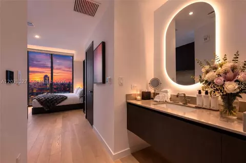 20 NE 11th St #3106B, Miami, FL 33132