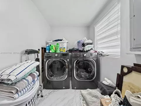 Other - 4265 W 8th Ave, Hialeah, FL 33012 photo 6 of 6