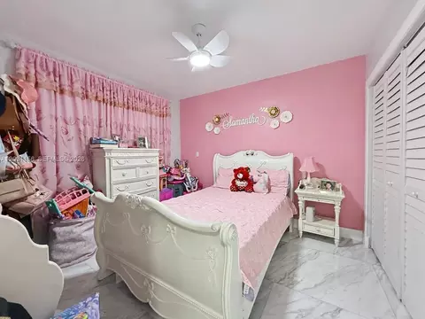 Bedroom - 4265 W 8th Ave, Hialeah, FL 33012 photo 2 of 6
