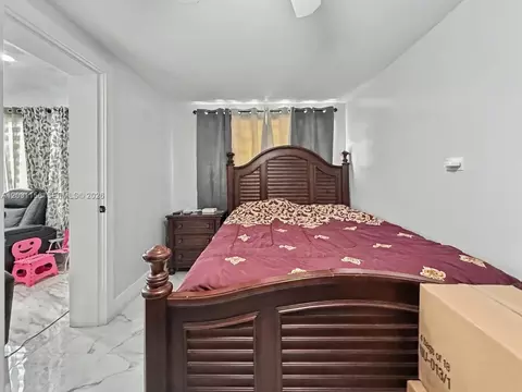 Bedroom - 4265 W 8th Ave, Hialeah, FL 33012 photo 5 of 6