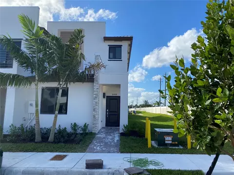21466 NE 3 Pl, Miami, FL 33179