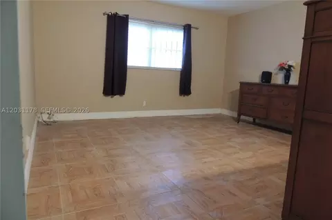 4880 NW 22nd St #107, Lauderhill, FL 33313