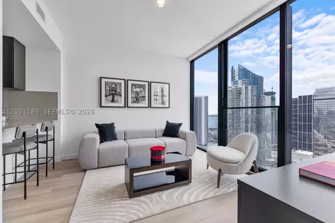 20 NE 11th St #4309, Miami, FL 33132