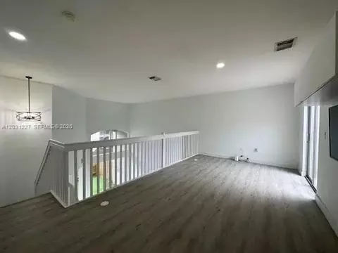 8042 NW 114th Pl, Doral, FL 33178