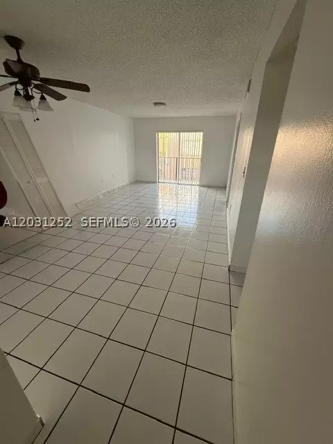 6175 W 20th Ave #302, Hialeah, FL 33012