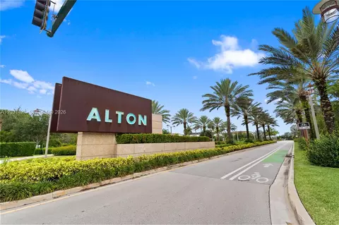5221 Beckman Ter, Palm Beach Gardens, FL 33418