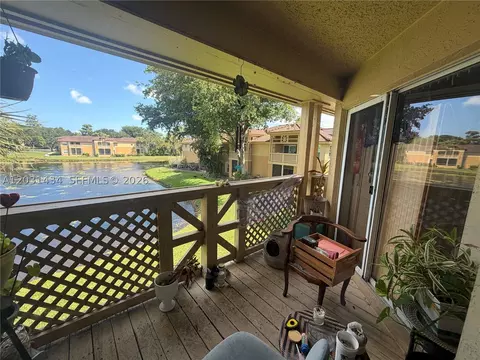 4823 Via Palm Lks #1318, West Palm Beach, FL 33417