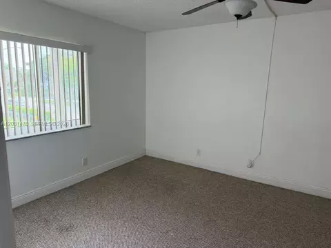 140 Lakeview Dr #211, Weston, FL 33326 photo 4