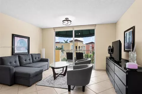 19701 E Country Club Dr #5604, Aventura, FL 33180