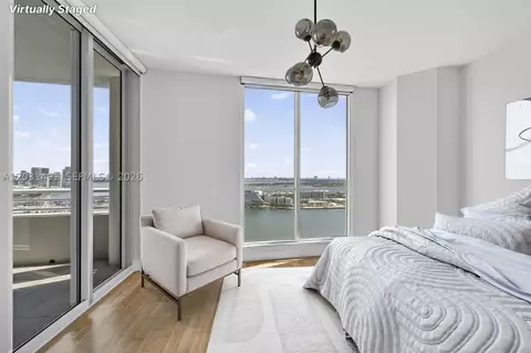 848 Brickell Key Dr #3402, Miami, FL 33131