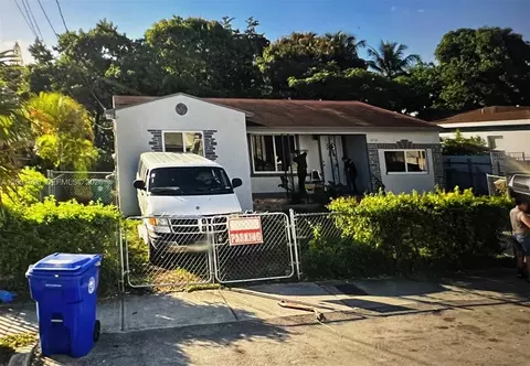 1450 NW 35th St, Miami, FL 33142