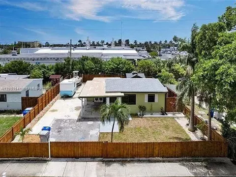 2730 NE 16th Ave, Pompano Beach, FL 33064