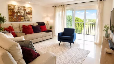 4570 NW 18th Ave #506, Pompano Beach, FL 33064