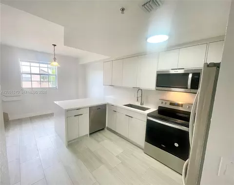 77 E 4th St #A212, Hialeah, FL 33010