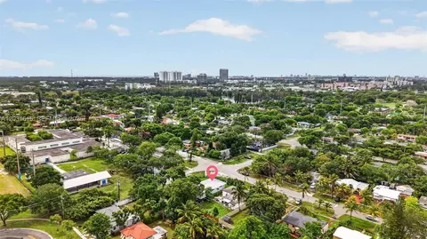 1695 NE 160th St, North Miami Beach, FL 33162