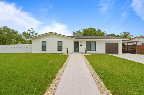 9161 SW 181st Ter, Palmetto Bay, FL 33157