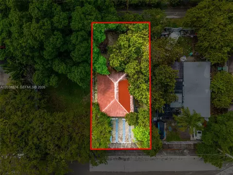 270 NW 35th St, Miami, FL 33127