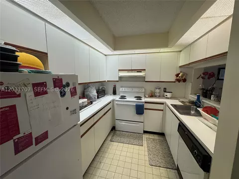 12950 SW 7th Ct #210A, Pembroke Pines, FL 33027