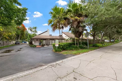 7759 SW 100th St #37, Miami, FL 33156