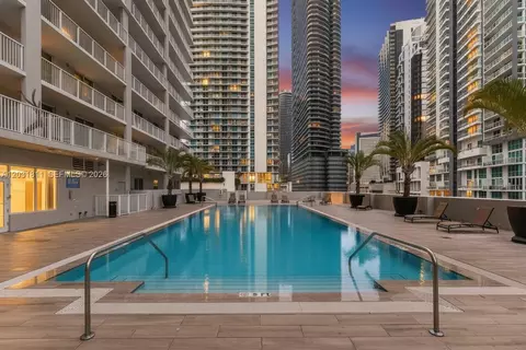 1250 S Miami Ave #1701, Miami, FL 33130