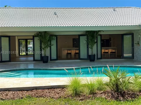 8845 SW 176th Ter, Palmetto Bay, FL 33157