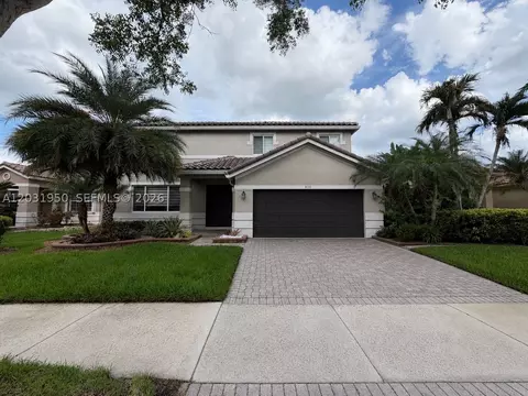 830 Hawthorn Ter, Weston, FL 33327