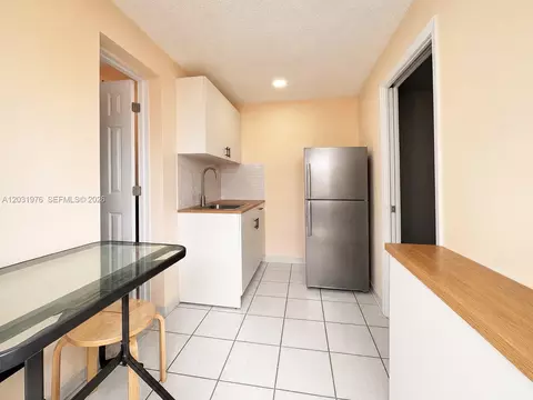 Kitchen - 855 W 70th Pl, Hialeah, FL 33014 photo 5 of 5