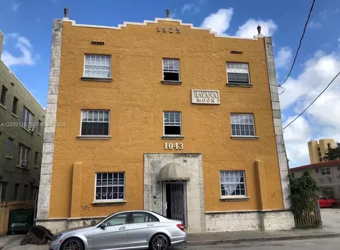 1043 NW 2nd St #2, Miami, FL 33128