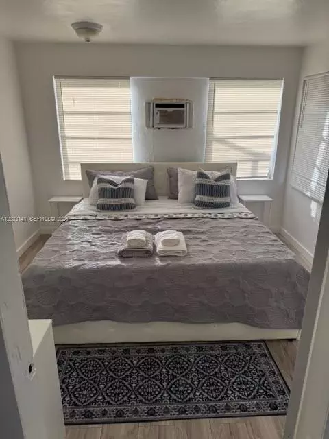 1419 NW 44th St, Miami, FL 33142