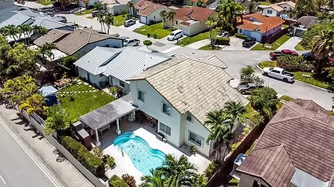 8532 SW 211th Ter, Cutler Bay, FL 33189